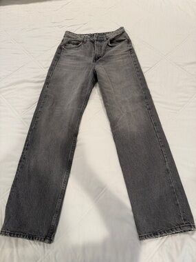 Zara Men's Straight Jeans in Washed Grey